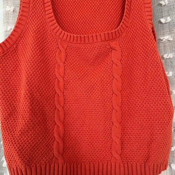 Beautiful cable knit cropped twinset - Picture 4 of 6